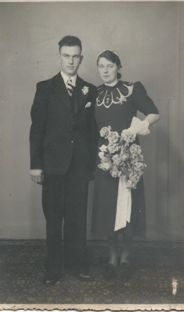 Trouwfoto siebe Veenstra en Trien Weening